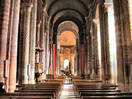 Resultado de imagen de portada de iglesia de notre dame en poitier