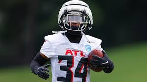 Falcons WR rocking a Randall Cunningham jersey headlines top pregame notes