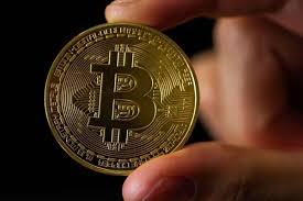 قیمت بیت کوین، امروز شنبه ۸ آذر ۱۴۰۴