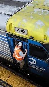LIRR strike deal gives unions 4.5% raise, extends contract six weeks