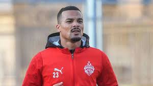 نجم الدوري المصري يدهس سيدة بالتجمع.. وناديه يكشف التفاصيل