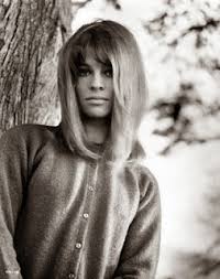 Julie Christie Quotes. QuotesGram via Relatably.com