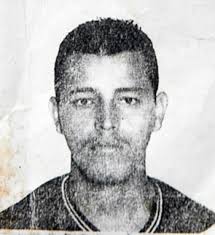 ... 4 meses de prisión en contra de Luis Enrique Llanos Grajales, alias &#39;Mike&#39;, por asesinar a Jhon Jairo Montoya Carmona (en la foto), de 30 años de edad. - el-pibe-montoya2-copia