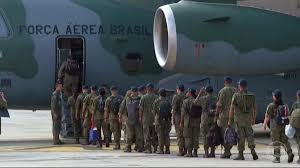 Embaixada na Venezuela orienta brasileiros para que evitem região de terremotos e pede doação de sangue