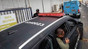 Policiais penais reagem a pedido da defesa de Vorcaro contra gravação de visitas