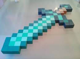 Resultat d'imatges de espada de minecraft en la vida real