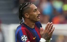 Raphinha vira assunto em jogo do Barcelona na Champions: 'Inacreditável'