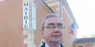 Pierre Dinet, responsable du Front national sur la circonscription de Blaye, ... - 1472167_4384917_800x400