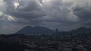 Prevén lluvias y tormentas aisladas para este domingo en NL