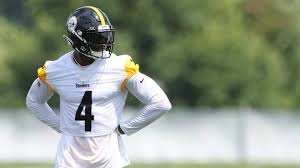 DK Metcalf Shrugs Off Distractions, Focused on Steelers' Ireland Game