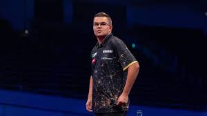 Van Veen and other Dutch players exit European Darts Championship