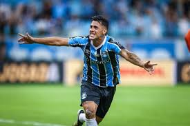 Grêmio faz mudança de última hora e coloca Pavón no lugar de Alysson antes do jogo contra o Vasco