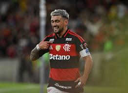 Peñarol candidate vows to pursue Flamengo's Arrascaeta