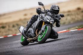 Kawasaki Z1100: Die Rückkehr der Königin der Naked Bikes? - Imagen principal del artículo
