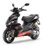 Aprilia SR 50 - Tarkaarc - Teszt - Motorrev