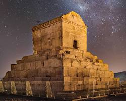 پاسارگاد شیراز -  بهترین تور شیراز