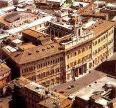 Risultati immagini per piazza di montecitorio