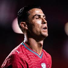 CR7 rebate sobre forma física para Copa: 'Estou bem. Tem visto os jogos?'