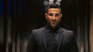 تعليق صادم من أحمد سعد على صورته مع شيرين عبد الوهاب وحسام حبيب