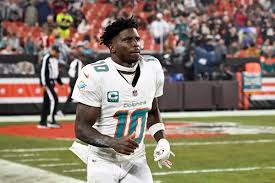 Dolphins 'fully planning' for a 2025 season with Tyreek Hill, says HC Mike McDaniel