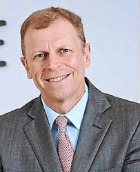 Stuart Dean, CEO,General Electric Asean. I was already working for GE when they offered me the Asean role in 2002. GE gave me the choice of where we should ... - 006-30082013c