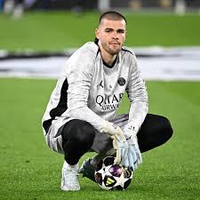 La Coupe du monde s'éloigne pour Chevalier et les hypothèses les plus improbables peuvent prendre de l'épaisseur