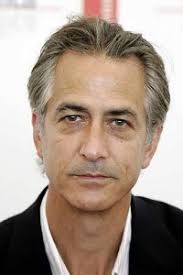 David Strathairn EXCLUSIVE: David Strathairn is in negotiations for the lead in SyFy&#39;s action-adventure 90-minute pilot Alphas, directed by Jack Bender. - David-Strathairn-200x300