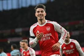 Así está la tabla de posiciones de la Premier League, en la lucha entre Arsenal y Manchester City