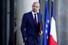 وزیر خارجه فرانسه از اظهارنظر درباره احتمال توافق تبادل زندانیان با ایران خودداری کرد