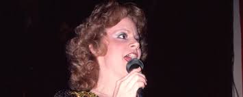 Reba McEntire's First #1 Hit: A Career Turning Point