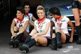 Resultado de imagem para girls paddock monaco