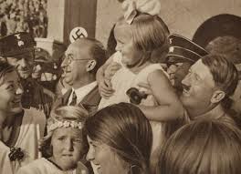 Resultado de imagen de hitler y los trabajadores
