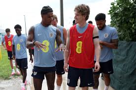 ‘He’s very misunderstood’ - Barcelona’s Anthony Gordon sticks up for Marcus Rashford