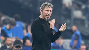 "Oyuncularımla gurur duyuyorum!" - Mark van Bommel, Fransa'nın Belçika'yı ezip geçmesinin ardından pozitif kalmayı sürdürdü — Goal.com