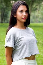 Hasil gambar untuk bugil telanjang NAJWA SHIHAB indonesia presenter tv