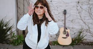 Celeste Carballo Reversiona a Pappo: Un Homenaje Acústico Imperdible - Imagen principal del artículo