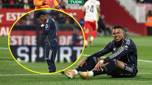 Girona frena al Real Madrid y Barcelona se mantiene en la cima