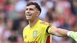 Emi Martinez: Man Utd anaa Villa? Wɔn akyidifoɔ da hɔ!