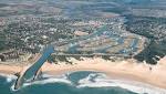 drowns after boat capsizes