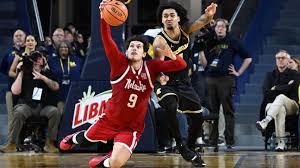 Nebraska's 24-game win streak ends with loss at Michigan
