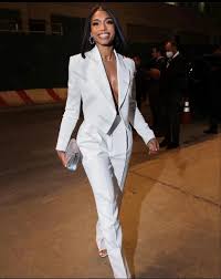 White Women Short Blazer Casual Peaked Lapel No Button Jacket 2 Pieces Streetwear Casual Prom Custom Made Suits - Product from AliExpress
