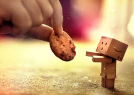 Résultat de recherche d'images pour "bonhomme en carton amazon"