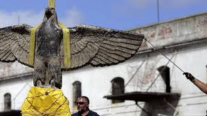 Uruguay va topi un vultur nazist din bronz si-l va transforma intr-un porumbel al pacii - Aktual24
