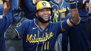 Dodgers vs. Brewers Game 4 predictions: Expert picks with champs on the verge of being swept — CBS Sports