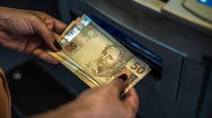 Dinheiro 'esquecido' em bancos cai 17,9% com saque de R$ 340 mi e Desenrola
