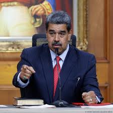 Maduro Adelanta la Navidad en Venezuela: ¿Estrategia Política o Gesto Humanitario? - Imagen principal del artículo