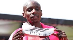 How a 97g 'super shoe' helped make marathon history in London