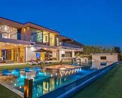 Image of luxurious beach house in Malibu