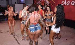 Surfistinha, Sanches, Lourdes, Urach: Porto da Pedra desfilará com cerca de 70 profissionais do sexo
