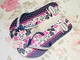 Resultado de imagem para havaianas com perola